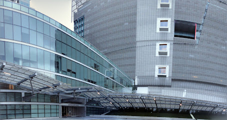 Federal Building Sky Garden (POPOS)