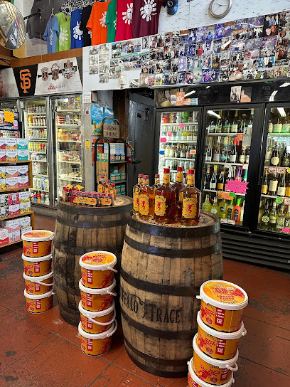 Lucca food deli & wine shop, San Francisco