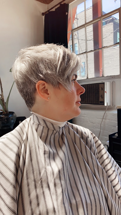 Corte Corto Hair Salon, San Francisco