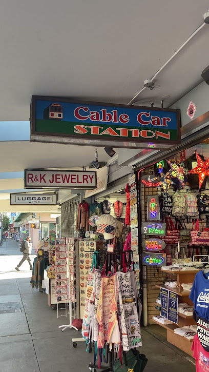 Cable Car Station Gift Co, San Francisco