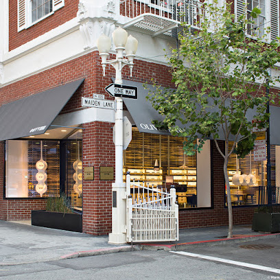 Oliver Peoples
