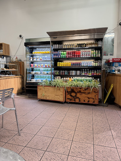 Nosh Cafe & Catering
