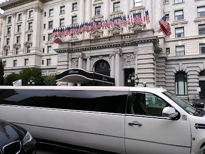 Famous City Limousine