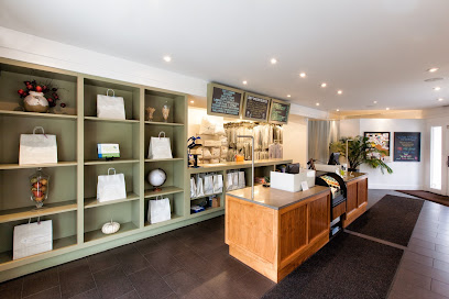 Mulberrys Dry Cleaners and Laundry