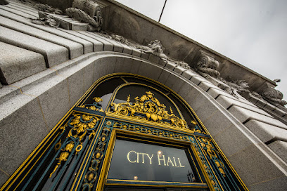 Photographer Wedding San Francisco City Hall