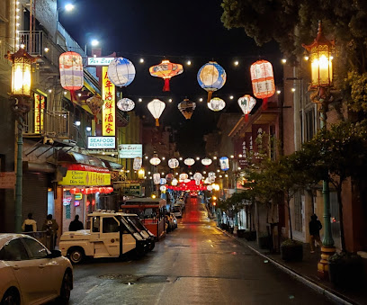 SF Chinatown's 1st Holiday Light Festival